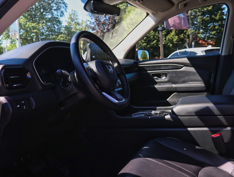 2025 Honda Pilot Touring AWD