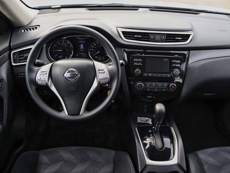 2015 Nissan Rogue AWD 4dr SV