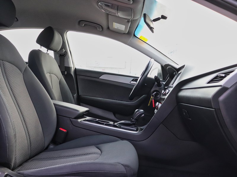 2019 Hyundai Sonata 2.4L Essential