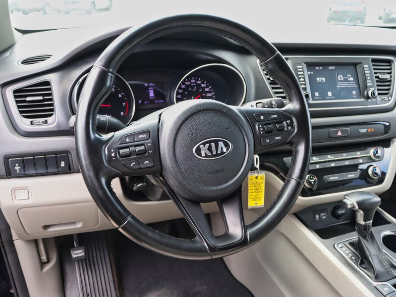 2019 Kia Sedona LX FWD