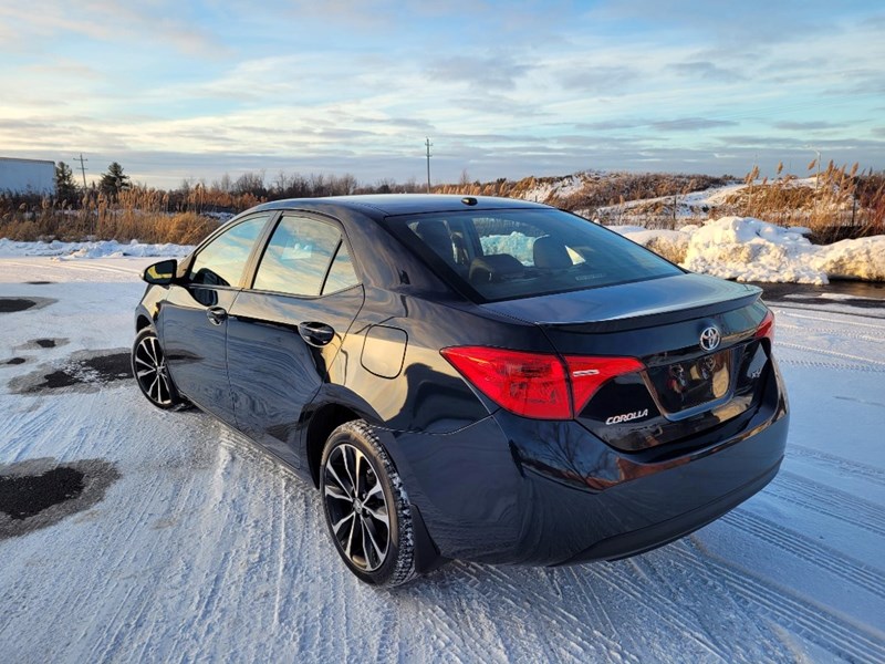 2018 Toyota Corolla SE CVT