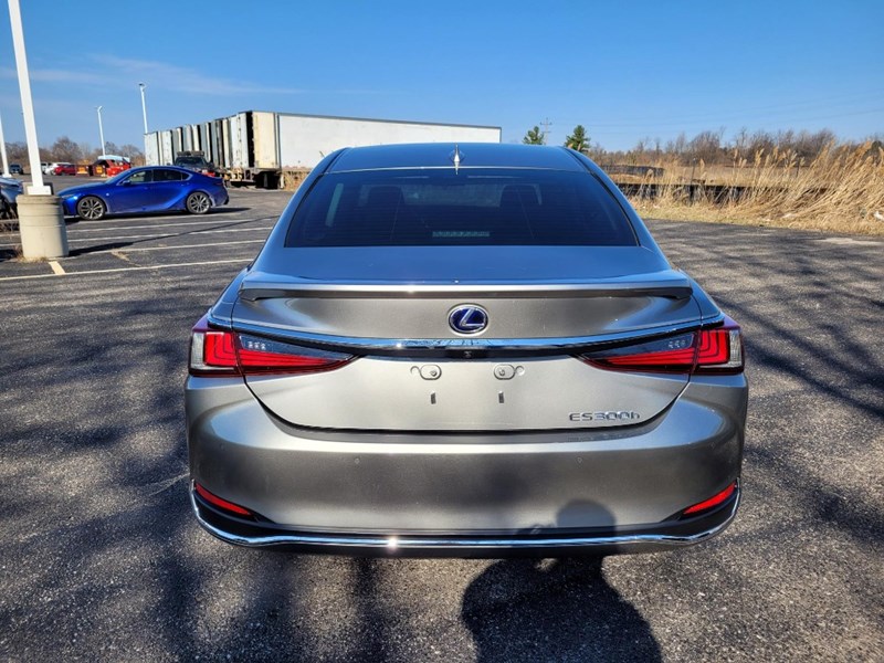 2019 Lexus ES 300h ES 300h Auto