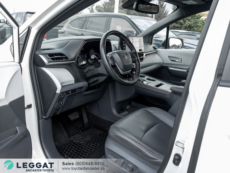2021 Toyota Sienna XSE FWD