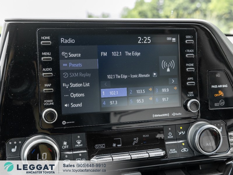 2022 Toyota Highlander Hybrid Hybrid XLE AWD