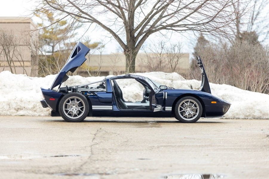 2005 Ford Thunderbird 2dr Cpe