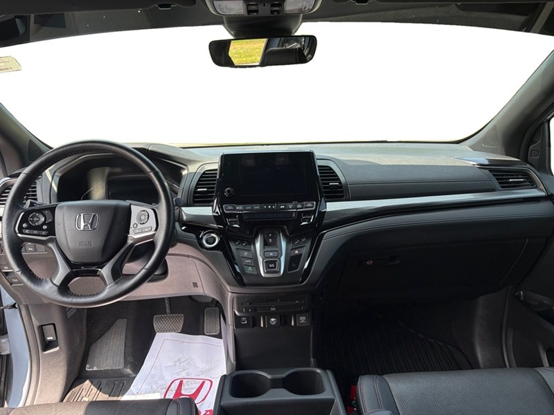 2023 Honda Odyssey Black Edition Auto