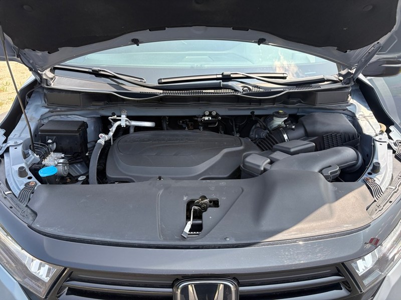 2023 Honda Odyssey Black Edition Auto