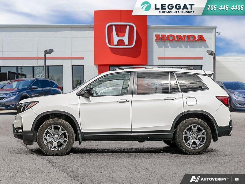 2025 Honda Passport TrailSport AWD|Like New|Accident Free