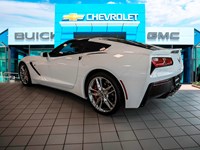 2015 Chevrolet Corvette 2dr Stingray Z51 Cpe w/3LT