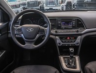 2017 Hyundai Elantra 4dr Sdn Auto LE