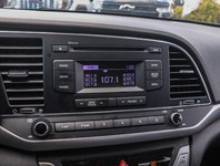 2017 Hyundai Elantra 4dr Sdn Auto LE