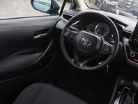 2020 Toyota Corolla LE | 68000KM | NEWBRAKES | GREATONGAS | BACKUPCAM