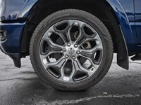 2022 RAM 1500 Limited Longhorn 4x4 Crew Cab 5'7
