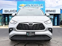 2022 Toyota Highlander XLE | NEWBRAKES | 2SETSOFTIRES | 1OWNER | NOCLAIMS