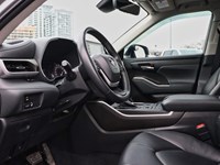 2022 Toyota Highlander XLE | NEWBRAKES | 2SETSOFTIRES | 1OWNER | NOCLAIMS