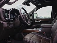 2025 Chevrolet Silverado 2500HD HIGHCOUNTRY | ONLY18000KM | LIKENEW |SAVETHOUSANDS