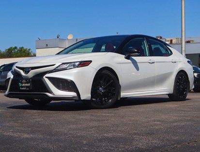 2021 Toyota Camry XSE Auto