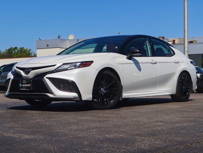 2021 Toyota Camry XSE Auto