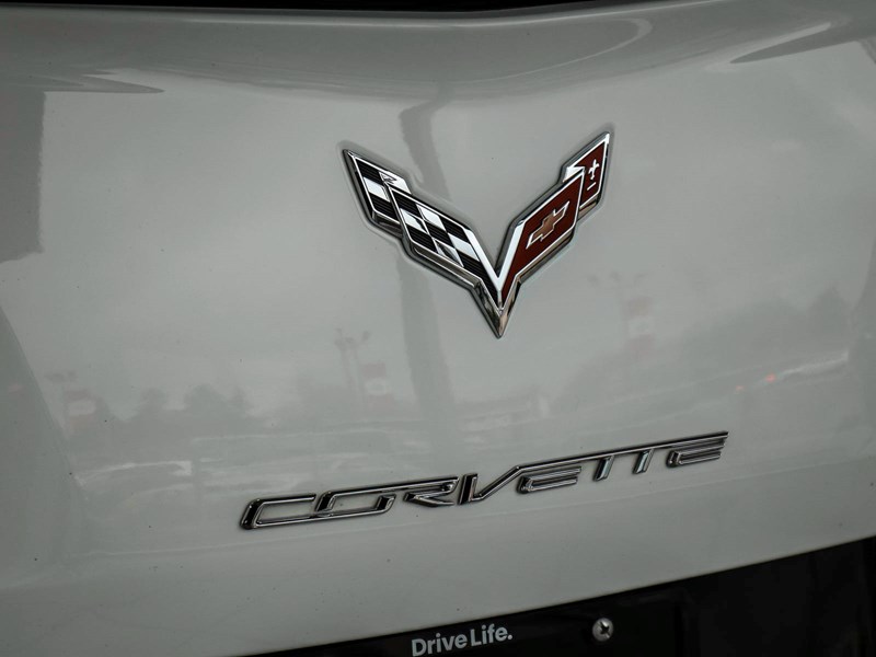 2015 Chevrolet Corvette 2dr Stingray Z51 Cpe w/3LT