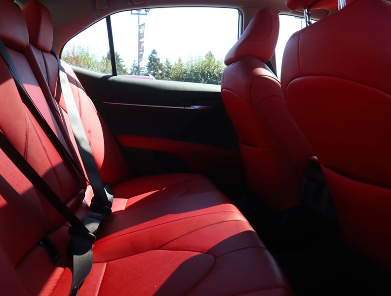 2021 Toyota Camry XSE Auto