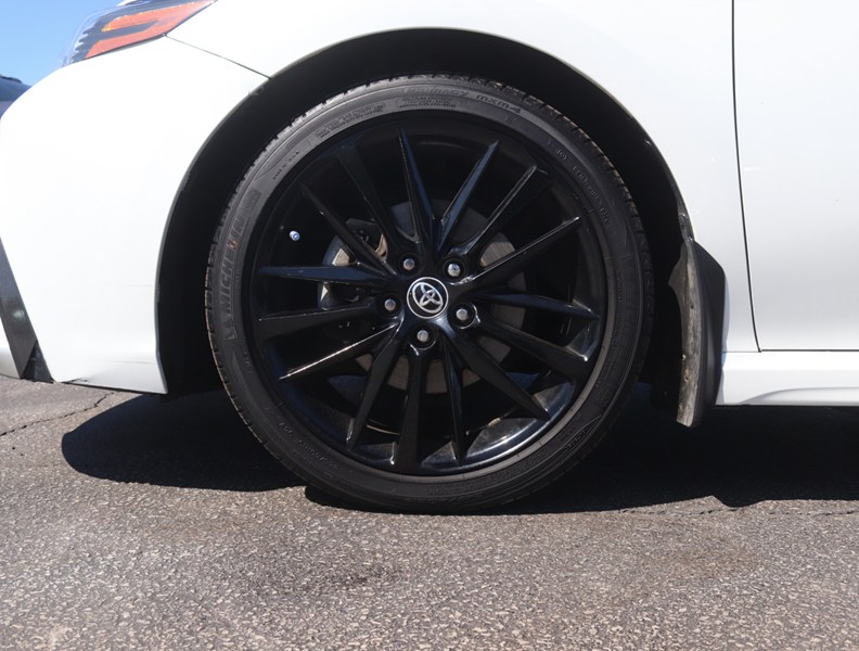 2021 Toyota Camry XSE Auto