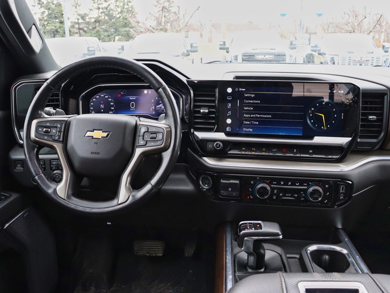 2022 Chevrolet Silverado 1500 4WD Crew Cab 147