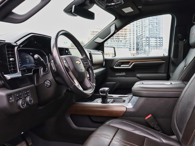 2022 Chevrolet Silverado 1500 4WD Crew Cab 147