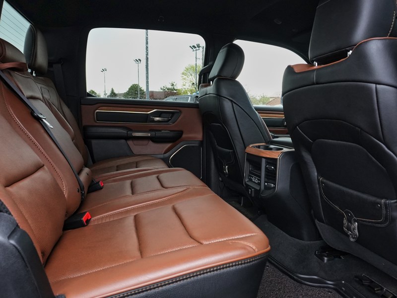 2022 RAM 1500 Limited Longhorn 4x4 Crew Cab 5'7