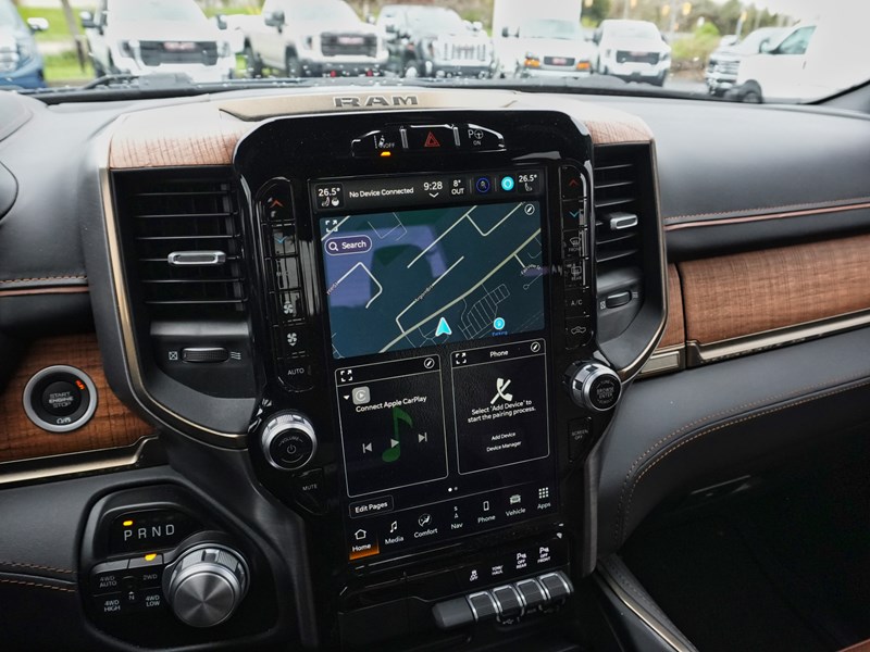 2022 RAM 1500 Limited Longhorn 4x4 Crew Cab 5'7