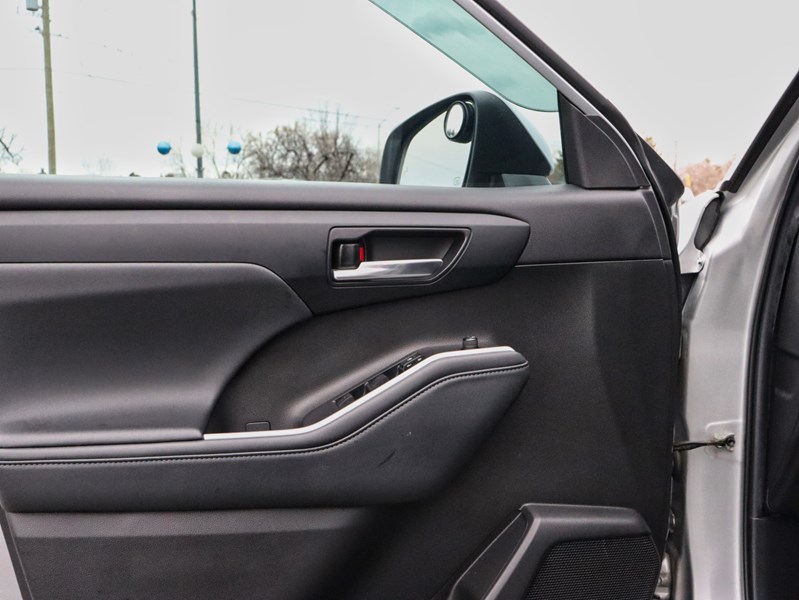 2022 Toyota Highlander XLE AWD