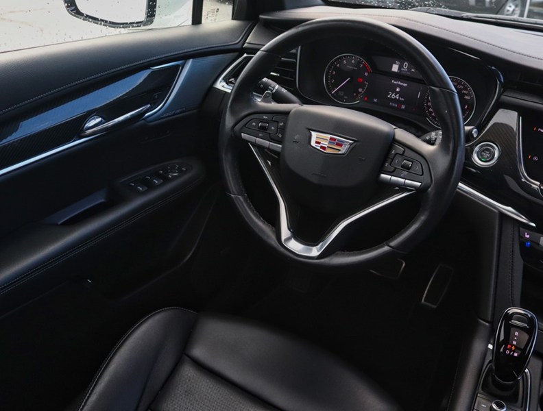 2023 Cadillac XT6 AWD 4dr Sport
