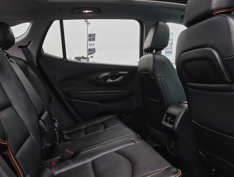 2024 GMC Terrain AWD 4dr AT4