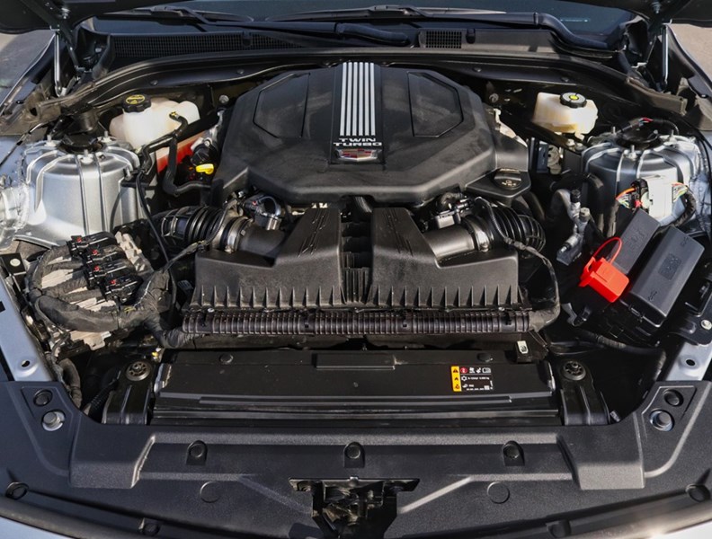 2025 Cadillac CT5 4dr Sdn Premium Luxury