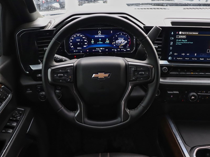 2025 Chevrolet Silverado 2500HD HIGHCOUNTRY | ONLY18000KM | LIKENEW |SAVETHOUSANDS