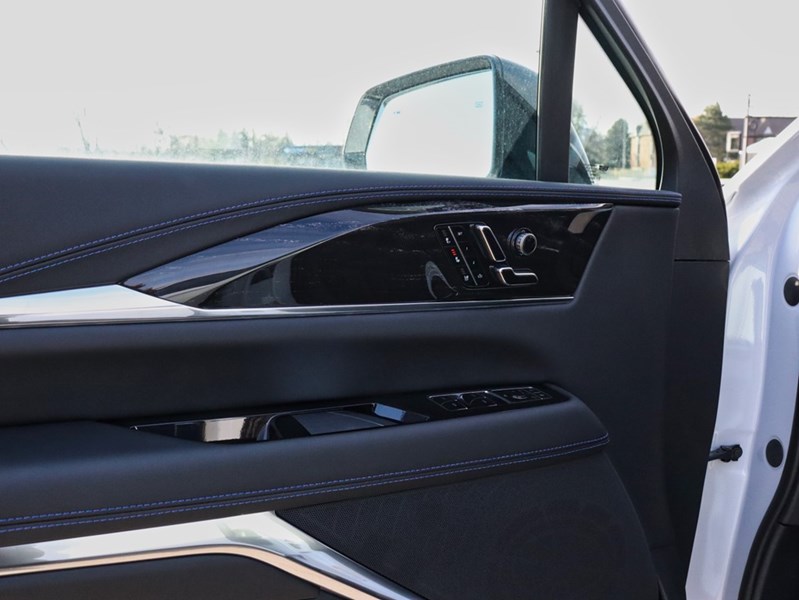 2026 Cadillac Escalade IQ AWD 4dr Sport