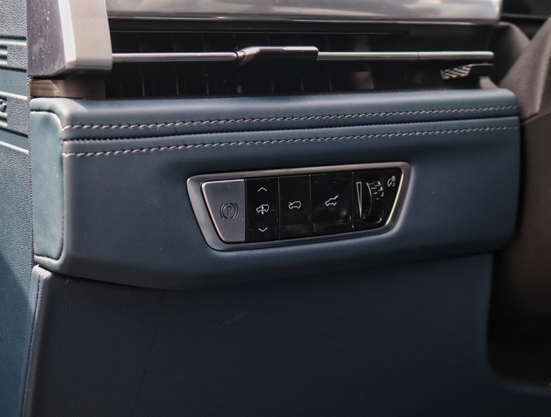 2026 Cadillac Escalade IQ AWD 4dr Premium Sport