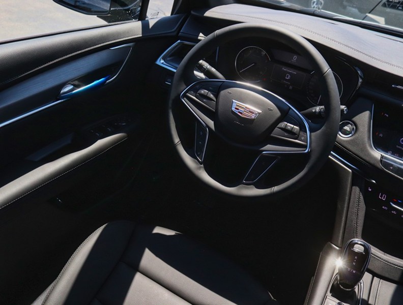 2026 Cadillac XT5 AWD 4dr Luxury