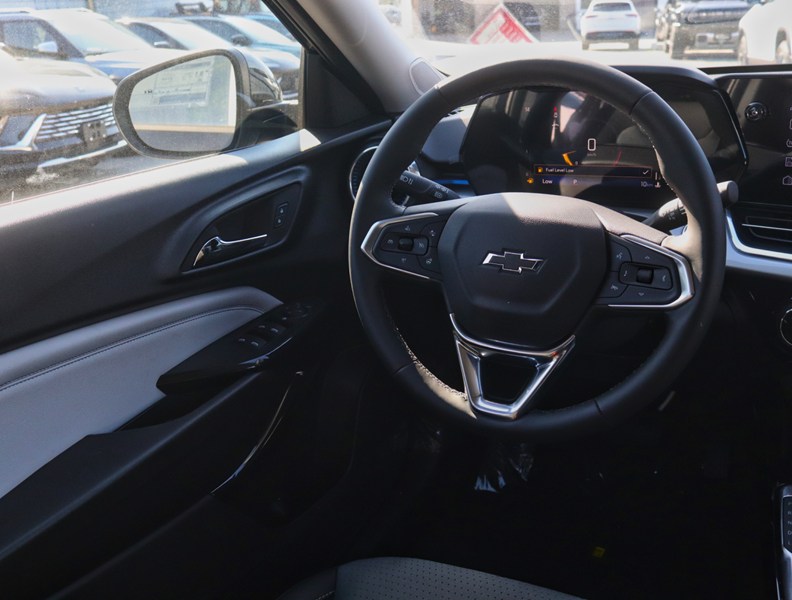 2026 Chevrolet Trax FWD 4dr LT