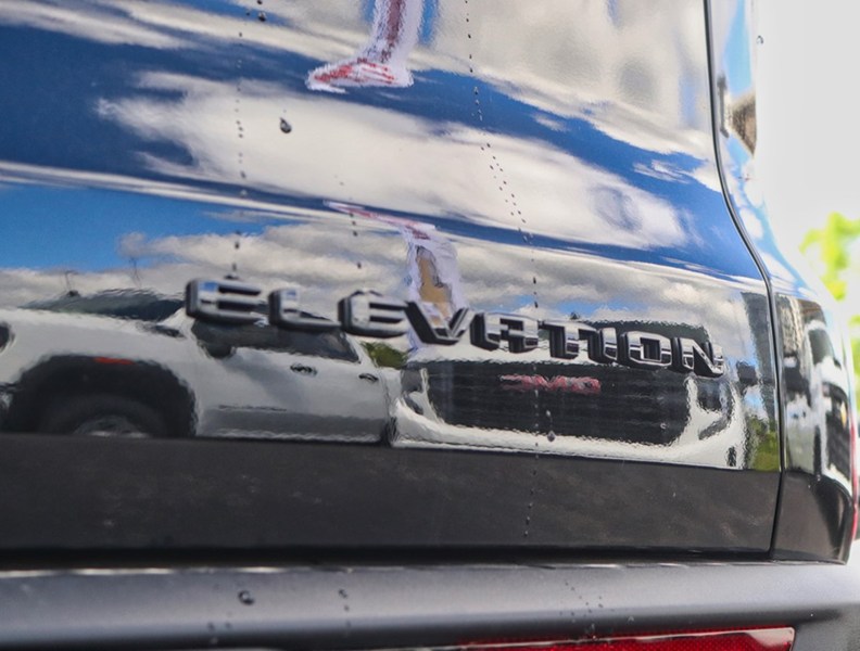 2026 GMC Acadia AWD 4dr Elevation