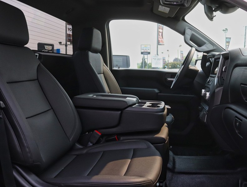 2026 GMC Sierra 2500HD 4WD Reg Cab 142