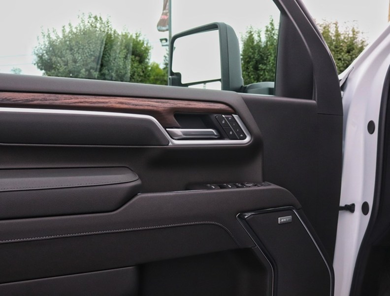 2026 GMC Sierra 2500HD 4WD Crew Cab 159