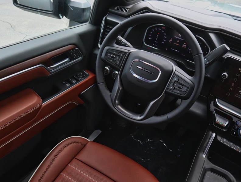 2026 GMC Sierra 3500HD 4WD Crew Cab 172