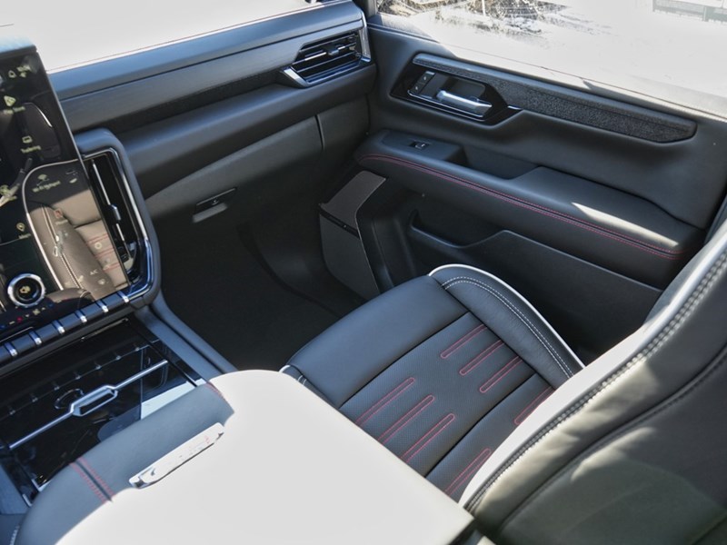 2026 GMC Yukon 4WD 4dr AT4 Ultimate
