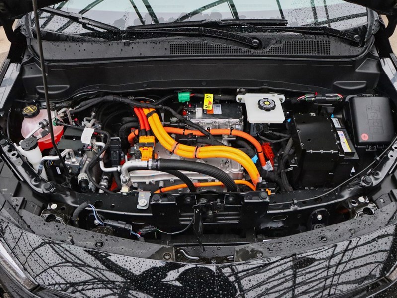 2027 CHEVROLET BOLT FWD 4dr RS