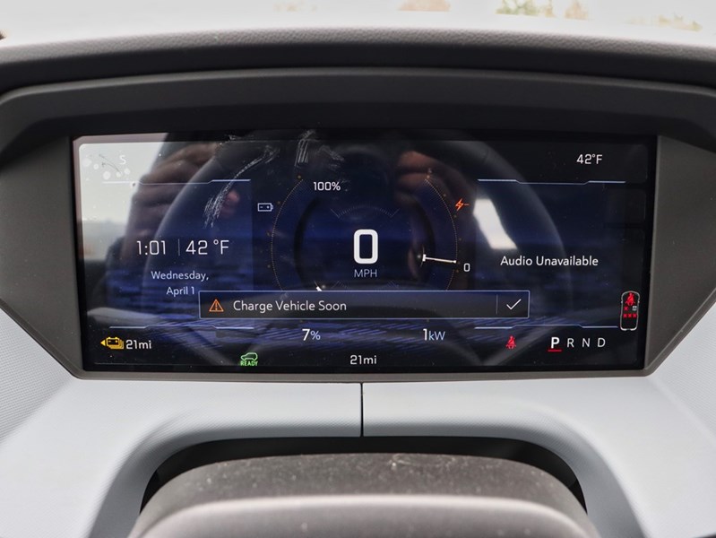 2027 Chevrolet Bolt FWD 4dr RS
