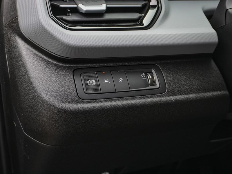 2027 Chevrolet Bolt FWD 4dr LT