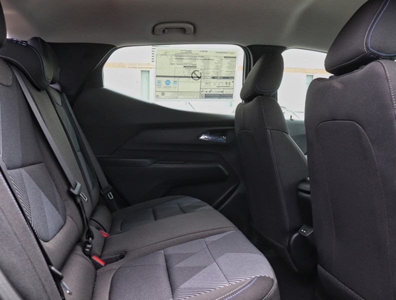 2027 Chevrolet Bolt FWD 4dr LT