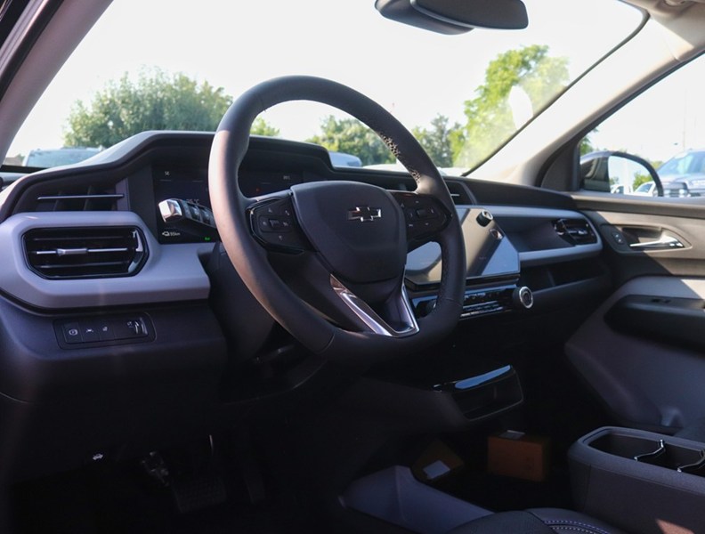 2027 Chevrolet Bolt FWD 4dr LT