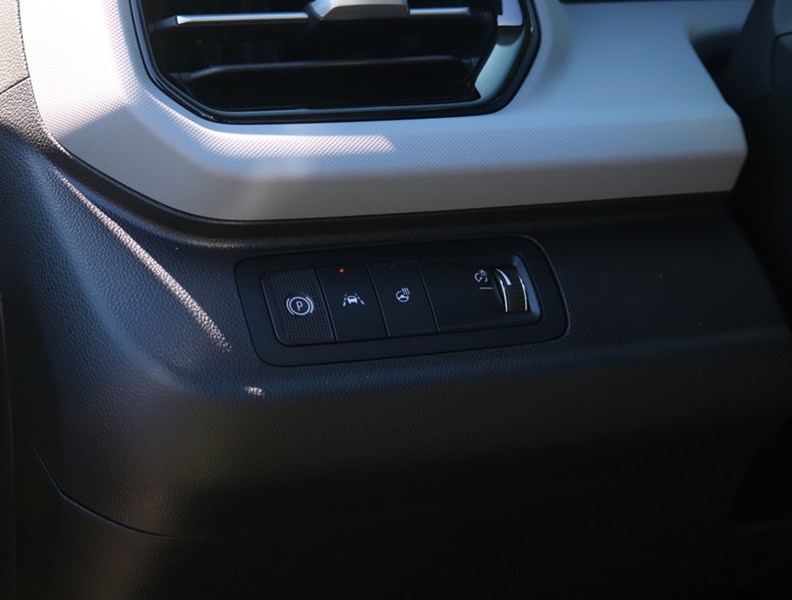 2027 Chevrolet Bolt FWD 4dr RS