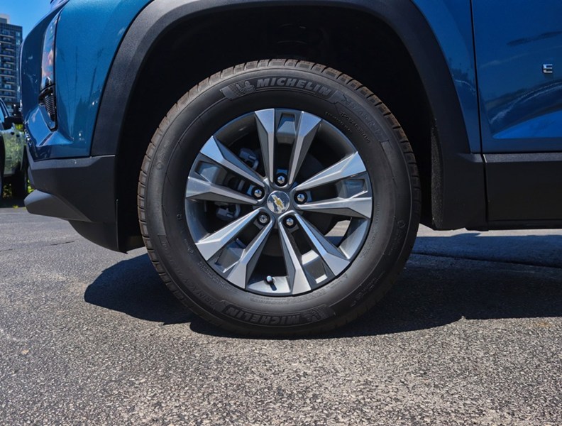 2027 Chevrolet Equinox AWD 4dr LT w/2LT
